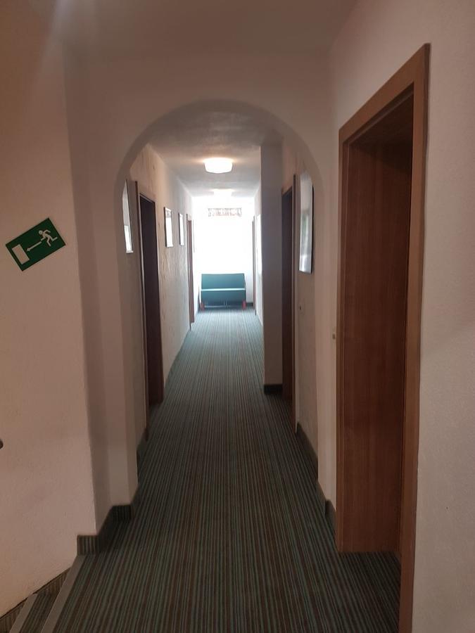 Hotel Garni Zur Eisenbahn Crailsheim Eksteriør billede